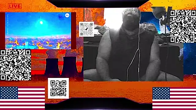 Snapshot of RussellTaylorLacy chatting on 05-14-26, 07:09 RussellTaylorLacy online show from 05-14-26, 07:09