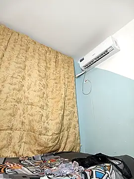 Snapshot of Brabsex chatting on 02-26-26, 11:37 Brabsex online show from 02-26-26, 11:37