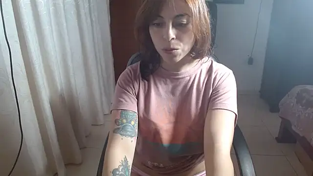 IrisArellano  online show from 07-08-26, 01:15