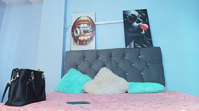 Snapshot of Ebonny_Brown chatting on 02-27-26, 07:58 Ebonny Brown online show from 02-27-26, 07:58