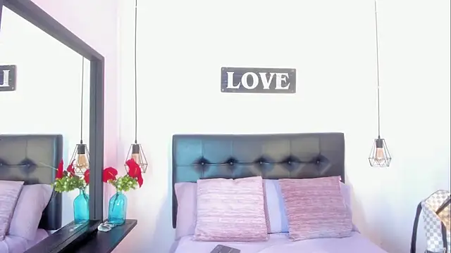 KatallelaMurillo online show from 04-18-26, 11:03