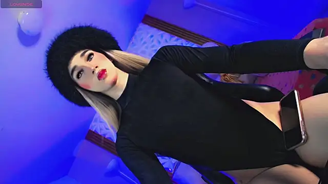 Snapshot of Sophiaa_doll_ chatting on 05-07-26, 04:51 Sophiaa doll online show from 05-07-26, 04:51