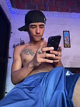 billi adamzz online show from 04-12-26, 10:37