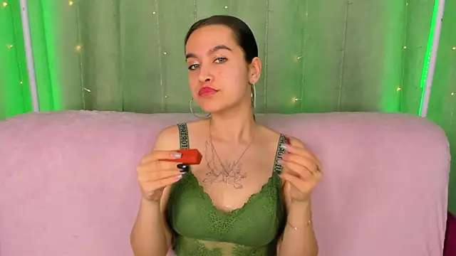 AishaTempt online show from 05-21-26, 08:43
