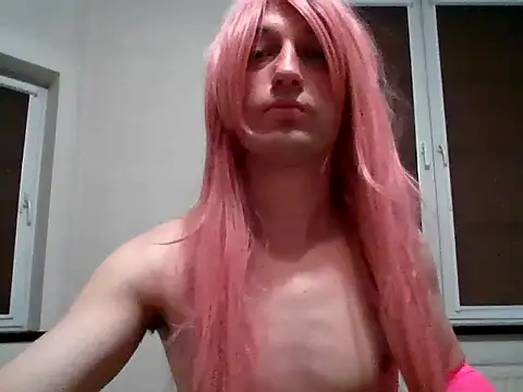 Snapshot of LolaEffe chatting on 03-01-26, 01:13 LolaEffe online show from 03-01-26, 01:13