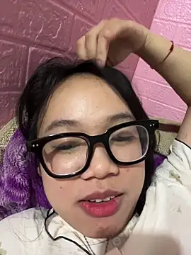 Leeeeiu online show from 04-03-26, 03:10