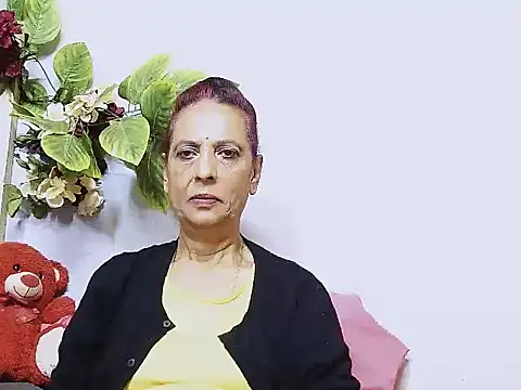 Snapshot of Hot_queen58 chatting on 07-10-26, 05:45 Hot queen58 online show from 07-10-26, 05:45