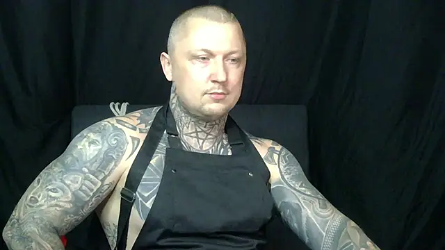 Snapshot of devilWithTats chatting on 06-21-26, 10:29 devilWithTats online show from 06-21-26, 10:29