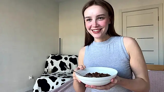 Lolatatee online show from 03-22-26, 05:00