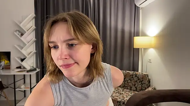 Lolatatee online show from 05-11-26, 04:04