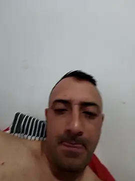 Snapshot of RaphandLey chatting on 02-27-26, 05:57 RaphandLey online show from 02-27-26, 05:57