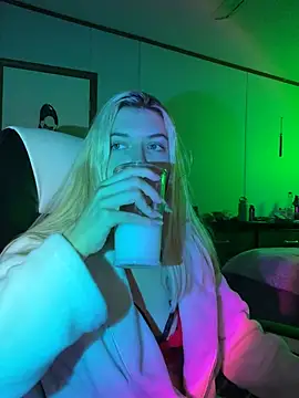 Rainsworld420 online show from 04-05-26, 04:31