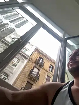 alexandeerr1986 online show from 04-17-26, 05:05