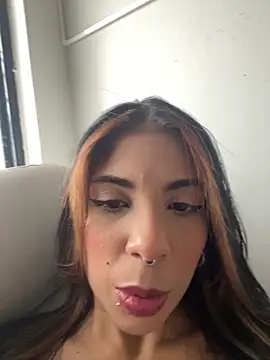 VioletaHills  online show from 03-11-26, 12:11