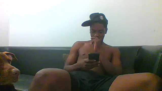Snapshot of charles_king chatting on 06-19-26, 06:01 charles king online show from 06-19-26, 06:01