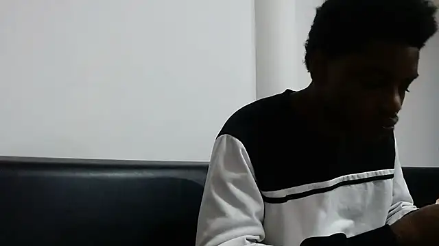 Snapshot of charles_king chatting on 07-27-26, 09:00 charles king online show from 07-27-26, 09:00