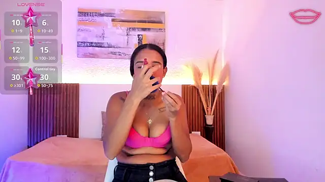 Tiana Glow2 online show from 07-23-26, 10:29