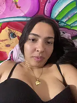 Snapshot of allyson-cute03 chatting on 05-09-26, 07:35 allyson-cute03 online show from 05-09-26, 07:35