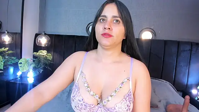 alejandra  garcia online show from 04-19-26, 09:39