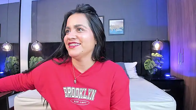 Snapshot of alejandra__garcia chatting on 07-07-26, 03:20 alejandra garcia online show from 07-07-26, 03:20
