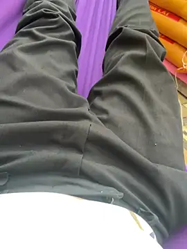 hoang15075 online show from 03-20-26, 05:34