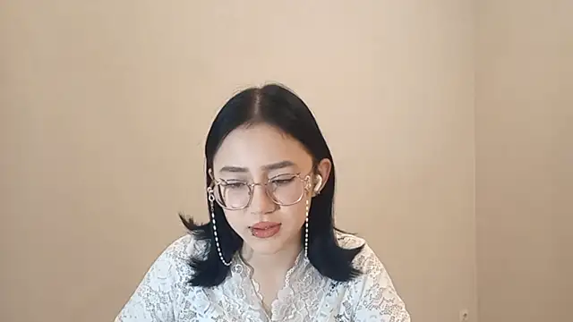 SolvedGlobe online show from 04-10-26, 02:11