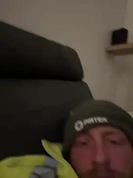 Ollie25195 online show from 03-02-26, 07:32