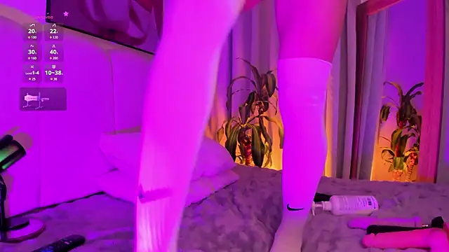 Snapshot of TaylerWhitelll chatting on 03-01-26, 06:21 TaylerWhitelll online show from 03-01-26, 06:21