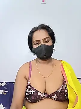 Snapshot of misti-boudii chatting on 06-10-26, 03:22 misti-boudii online show from 06-10-26, 03:22