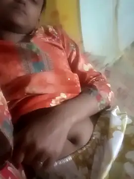 Snapshot of Zara__babay chatting on 03-02-26, 06:37 Zara babay online show from 03-02-26, 06:37