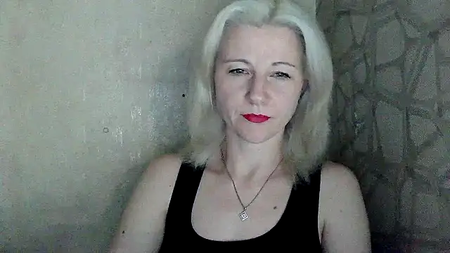 Katerina-Kissa online show from 05-20-26, 06:36