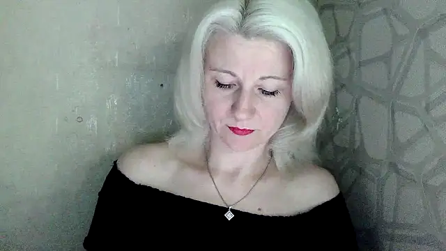 Katerina-Kissa online show from 05-26-26, 06:48