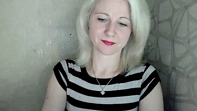 Katerina-Kissa online show from 05-28-26, 06:49