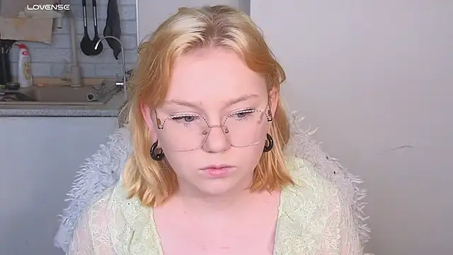 soft focus online show from 06-06-26, 04:50