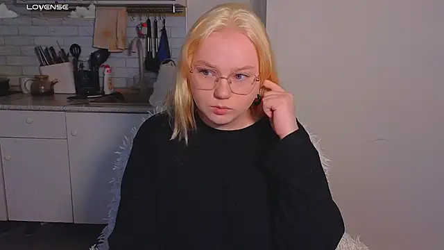 soft focus online show from 06-11-26, 04:43