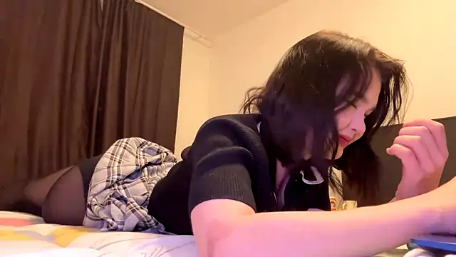 Snapshot of CartiBlue chatting on 04-27-26, 04:38 CartiBlue online show from 04-27-26, 04:38