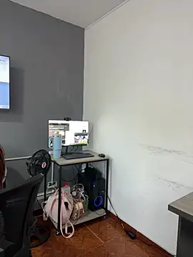 Emi rousse online show from 03-17-26, 12:30