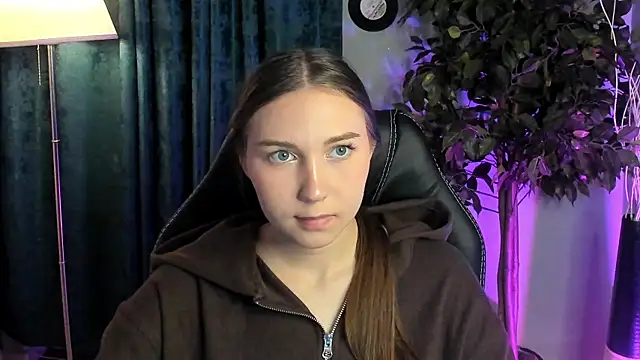 OliviaLang online show from 03-19-26, 12:53