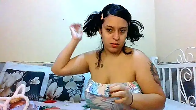 Snapshot of Athenasnew chatting on 07-05-26, 05:53 Athenasnew online show from 07-05-26, 05:53