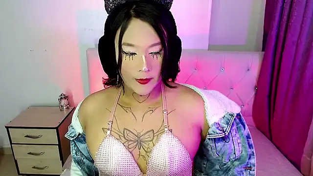 isadoraqueeen online show from 04-15-26, 07:58