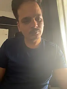 Snapshot of the_guy_u_desire chatting on 08-02-26, 05:06 the guy u desire online show from 08-02-26, 05:06