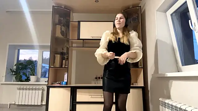 Snapshot of JoanieMochel chatting on 03-04-26, 02:23 JoanieMochel online show from 03-04-26, 02:23