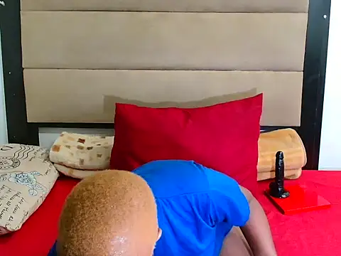 SpicyKittyxxx online show from 04-13-26, 05:35