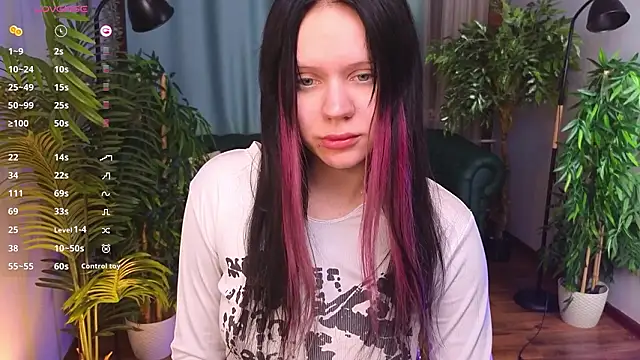 kittenlolla online show from 03-28-26, 05:40