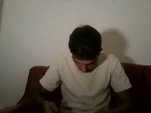 Snapshot of danbig01 chatting on 05-29-26, 02:04 danbig01 online show from 05-29-26, 02:04