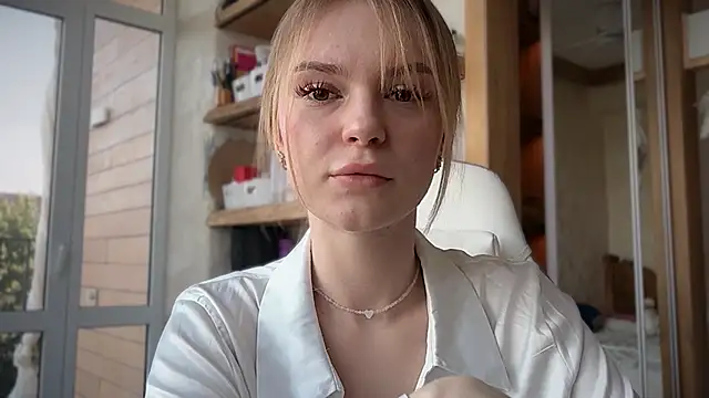 cyberl0ve  online show from 04-11-26, 01:15