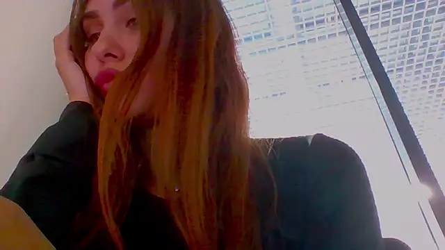 Snapshot of yourameliaa chatting on 06-14-26, 12:51 yourameliaa online show from 06-14-26, 12:51