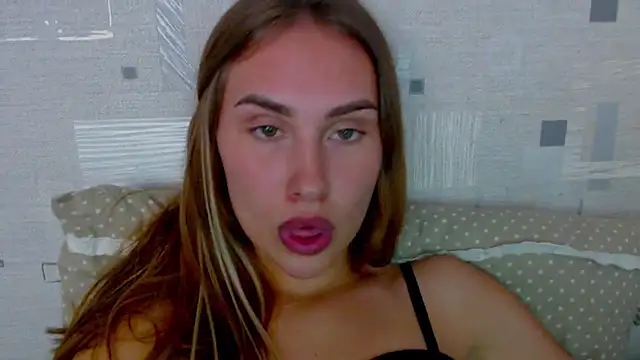 Snapshot of yourameliaa chatting on 07-04-26, 04:57 yourameliaa online show from 07-04-26, 04:57