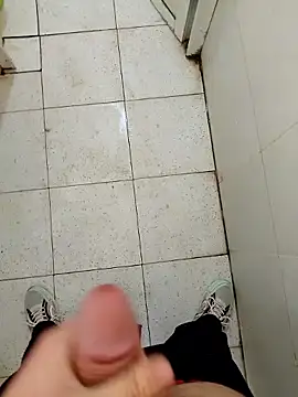 dzniyaak online show from 03-26-26, 02:00