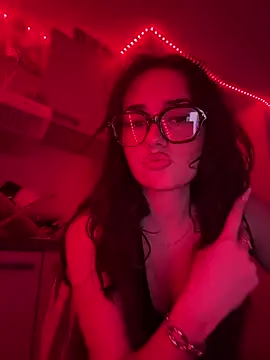 Claraaaaa06 online show from 03-15-26, 08:48